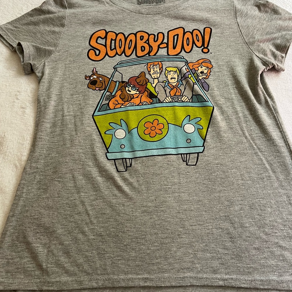 scooby-doo tee size large